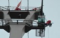 Einsatz BF Hoehenretter Koelner Seilbahn Hoehe Zoobruecke P2228